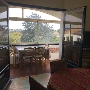 https://villa-macoran.fr-provencehotel.com